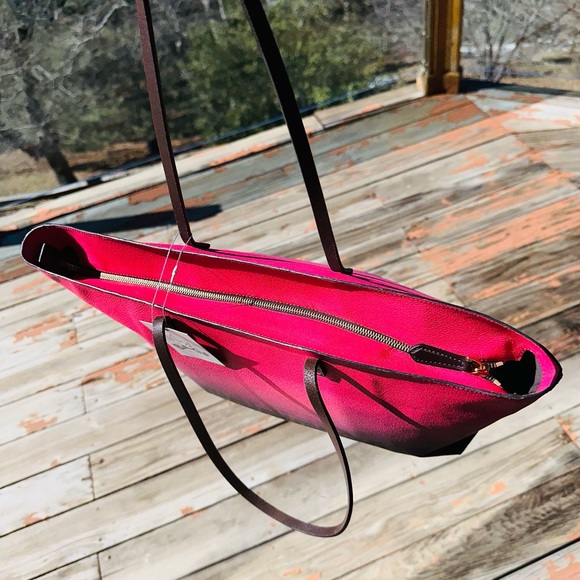 Fendi: Ombré Zucca FF Monogram Tote Bag (Pink) - Picture 13 of 17